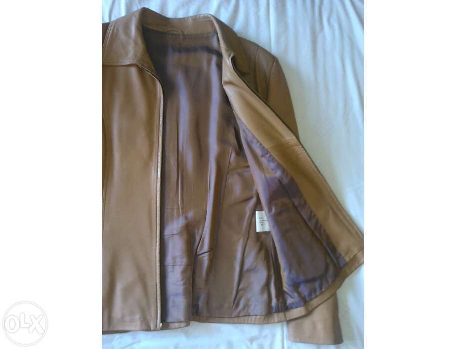 casaco cabedal cor mel, como novo.