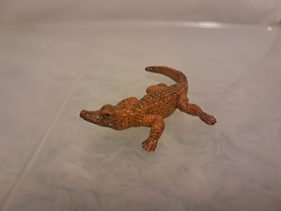 Zestaw 5 sztuk figurek krokodyll