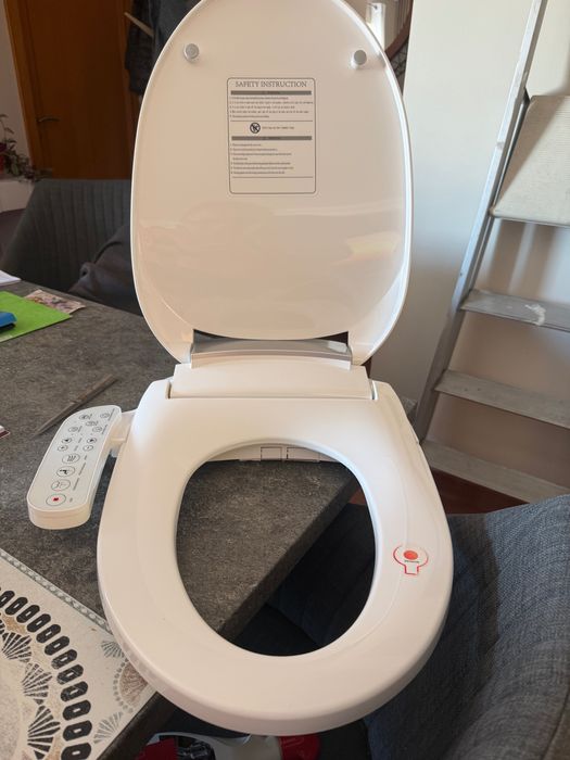 Asiento de inodoro inteligente