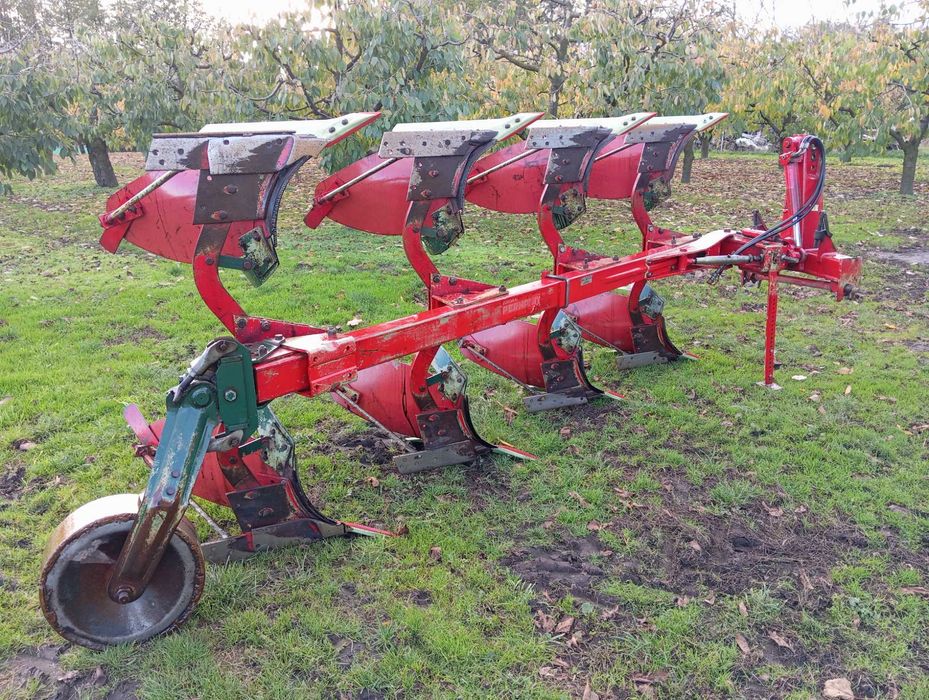 Pług Vogel Noot euromat permanit 3s 4 skibowy obrotowy