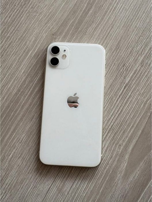 Продам iPhone 11