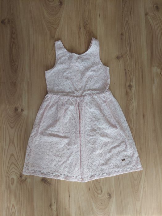 Różowa dziewczęca sukienka