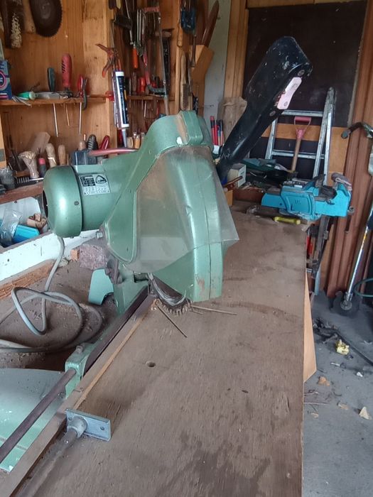 Piła tarczowa, kątowa, bardzo solidna