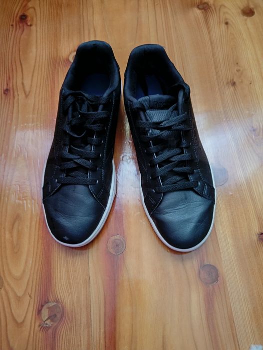 Sprzedam buty halowe Reebok rozmiar 40,5