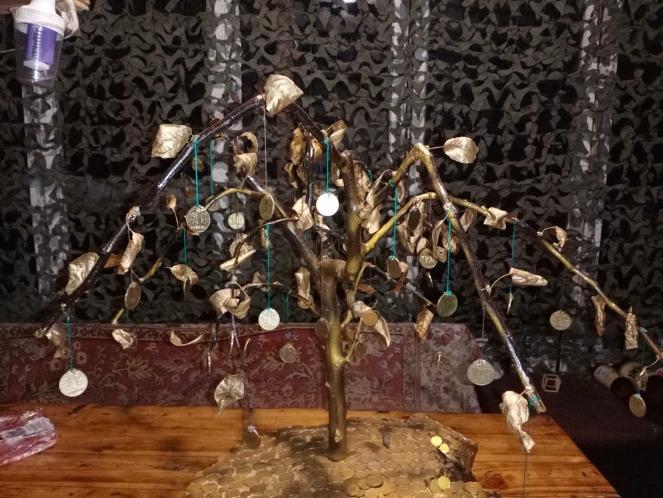 Ексклюзивне золоте грошове дерево