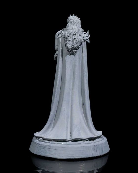 Lady Enya Krwawa Hrabianka Figurka 32mm 14K zgodna z DnD RPG Pathfinde