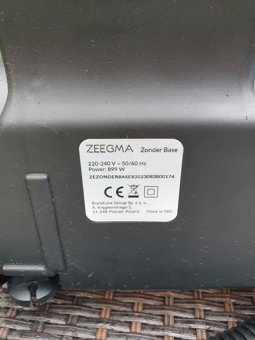 ЗНИЖКА!! Пилосос ZEEGMA 900watt (колба) стан нового!