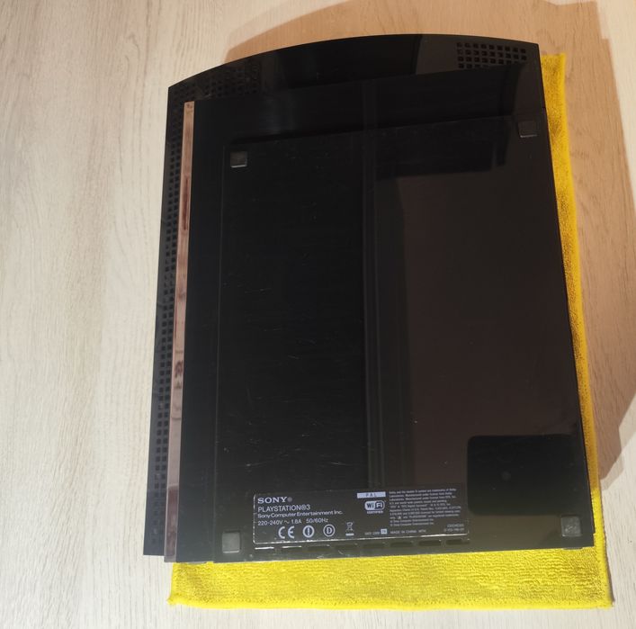 Konsola Ps3 CECHC03 PlayStation 3 Play Station 3 idealna , znikomo używana