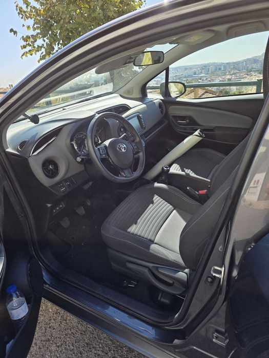 Toyota Yaris 1.0 VVT-i Comfort — photo 5