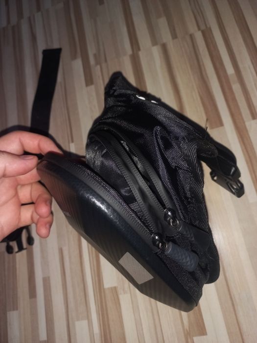 Сумка на бедро для мото