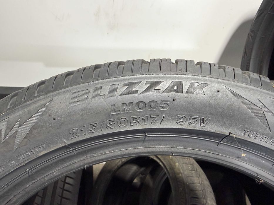 Opony Zimowe 215/50/17 Birdgestone Blizzak #Z698