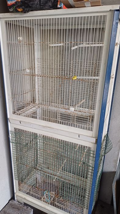 Vendo gaiola/viveiro para aves