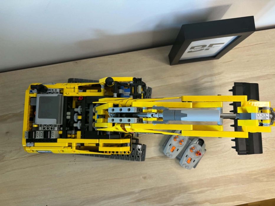 Lego technic 8043 koparka