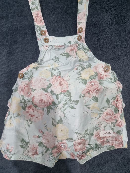 Newbie ogrodniczki z falbanka 74