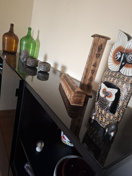 consolas/ vitrine / aparador