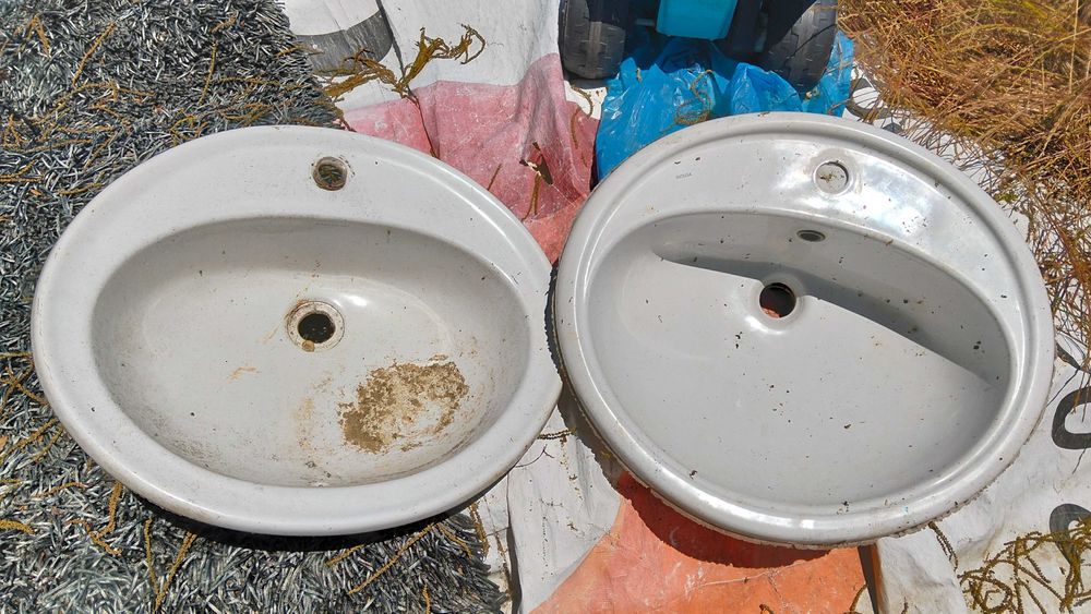 Lavatórios e pedras