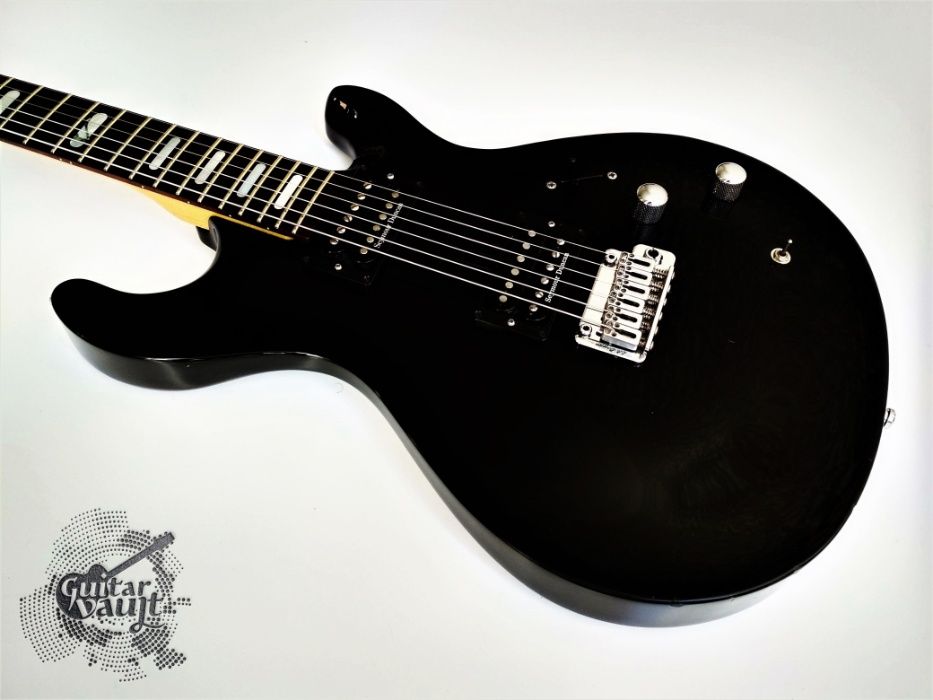 Японський, п'єза! Line 6 Variax® 700 ‘2003 (w/Seymour Duncan pups) +softcase