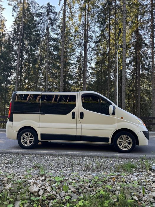 Продається Надійний автомобіль OPEL VIVARO 2.0 CDTI