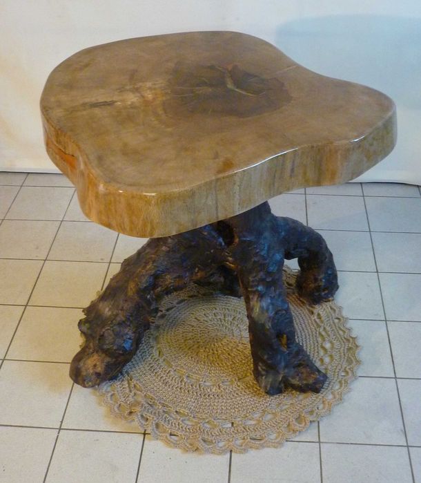 Mesa artesanal - peça única