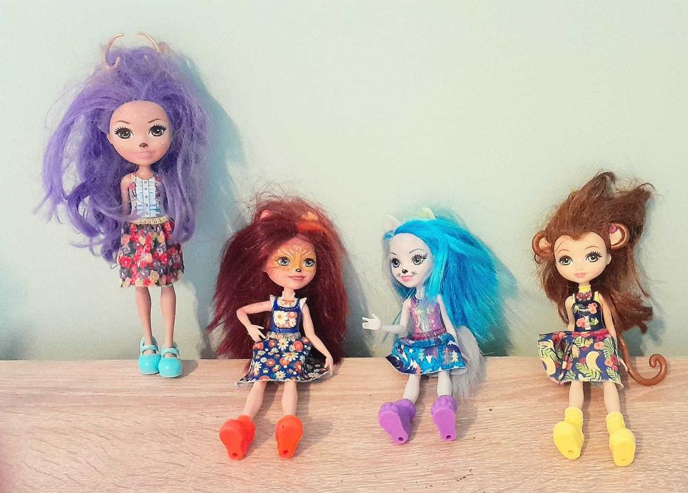 Laleczki Lalki Figurki Enchantimals