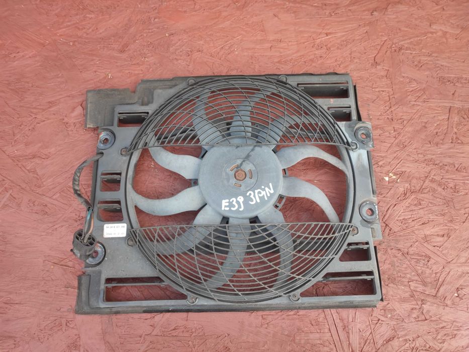 BMW E39 / E38 Oryginalny wentylator chłodnicy klimatyzacji 3 PINY OEM