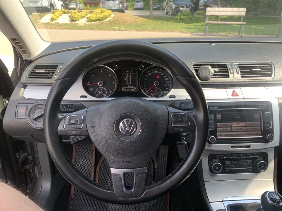 Volkswagen B6 2010 рік