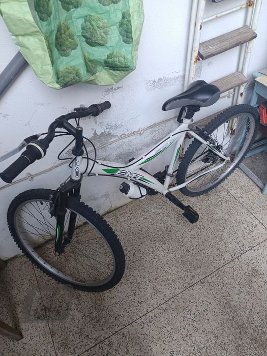 Vendo bicicleta de montanha