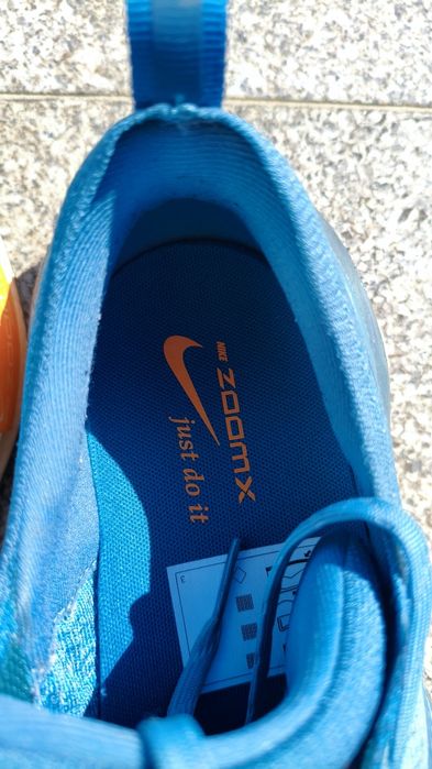 Nike ZoomX Invincible Run Flyknit 3 – Tam. 45 – Em muito bom estado.