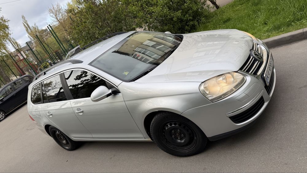 VW гольф 5 1.4  2008 року 152 тис пробіг