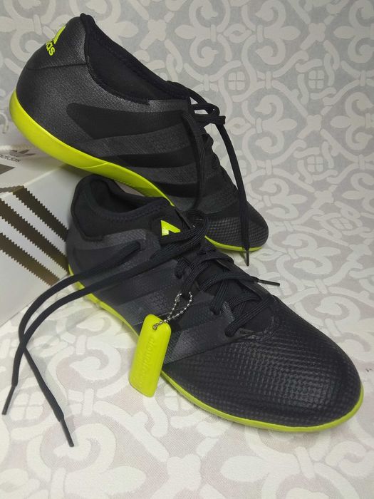 Adidas кроссовки мужские 40 41 оригинал новые