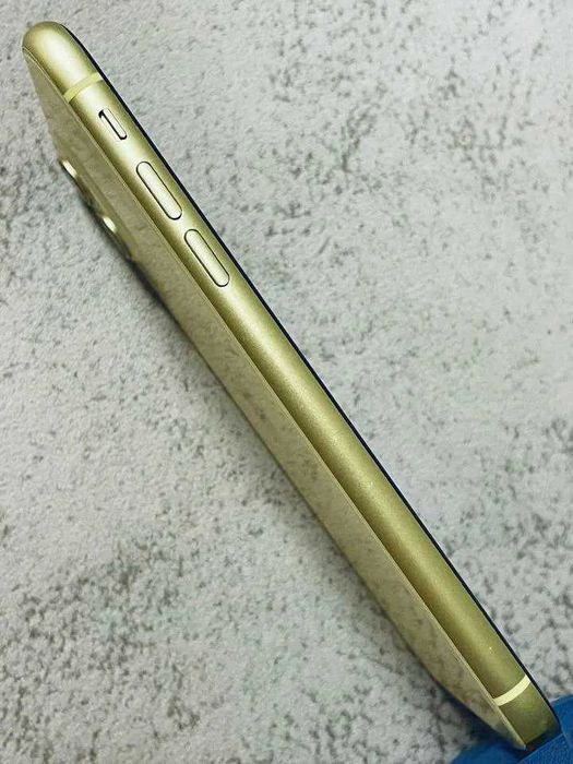 iPhone 11 Yellow Гарний стан. На подарунок