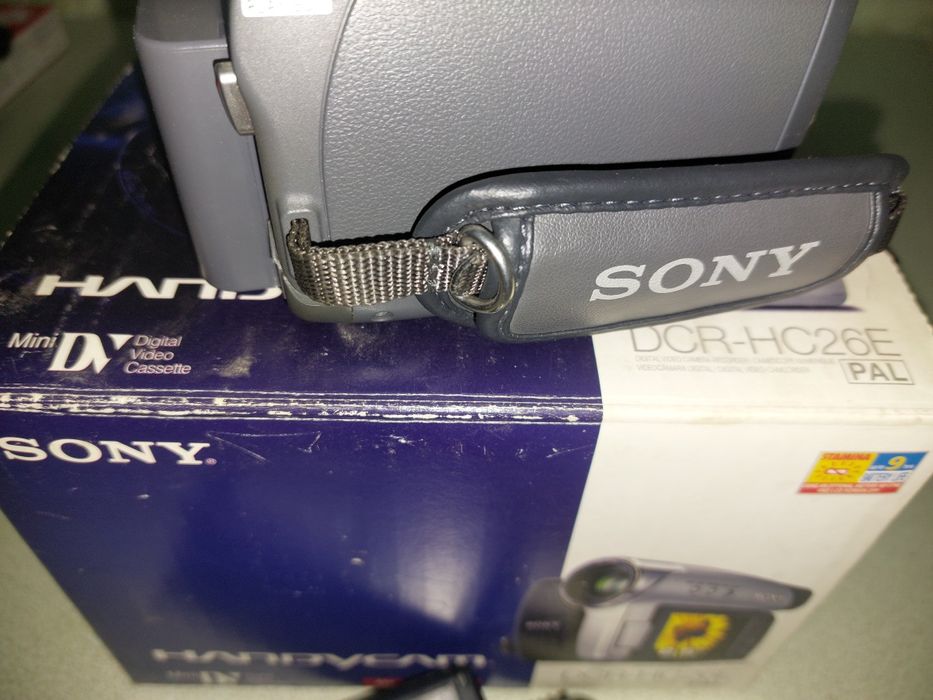 Відеокамера Sony DCR-HC26E