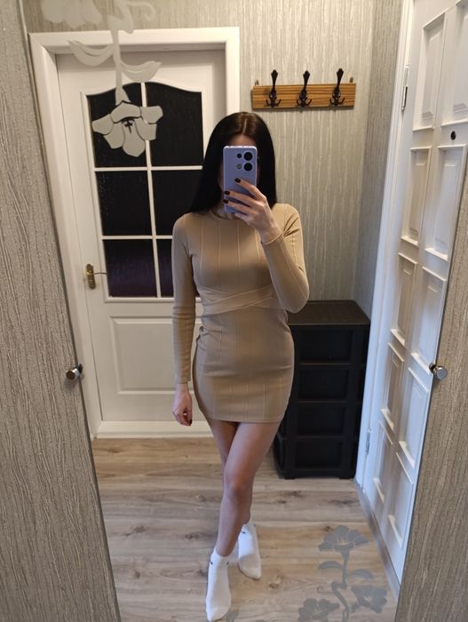 Продам   плаття.