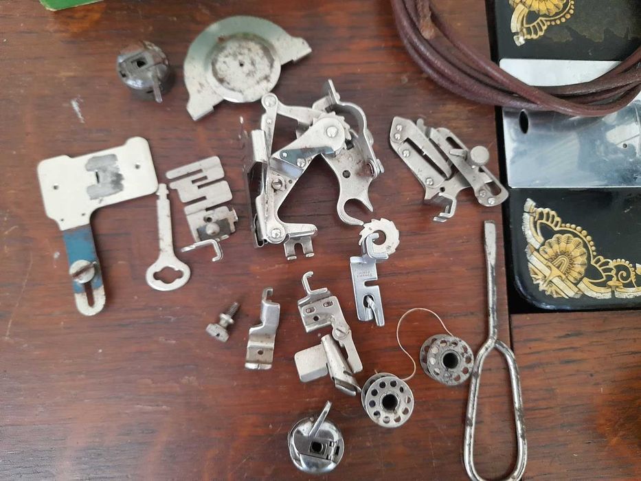 Máquina de Costura Singer