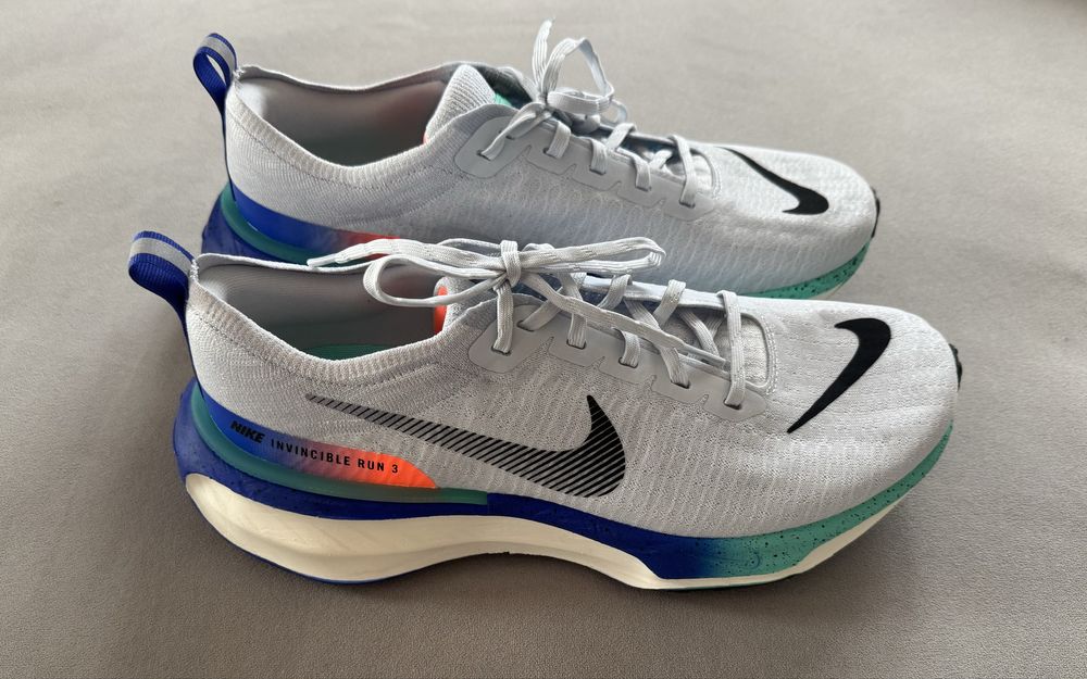 入手難　未使用❕W ナイキ ZOOMX INVIN RUN 3 FP Nike ZoomX Invincible Run 3 