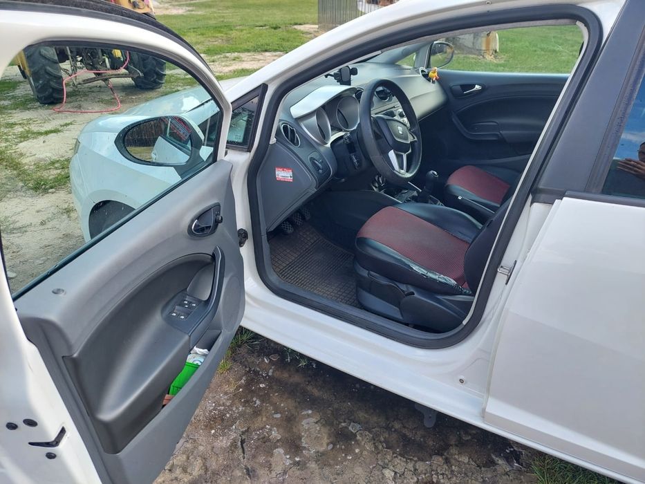 Zarezerwowany Seat IBIZA IV 4 benzyna + gaz