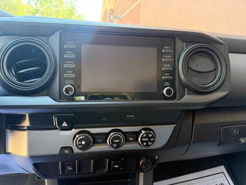 2022 Toyota Tacoma SR5