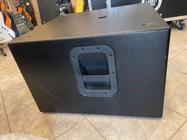 Subbas KX 1.2 500W aktywna kolumna niskotonowa + pokrowiec