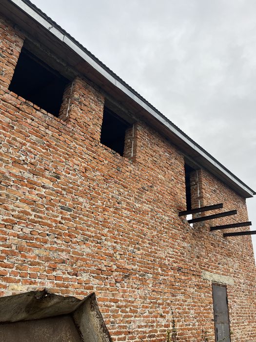 Продається складське приміщення