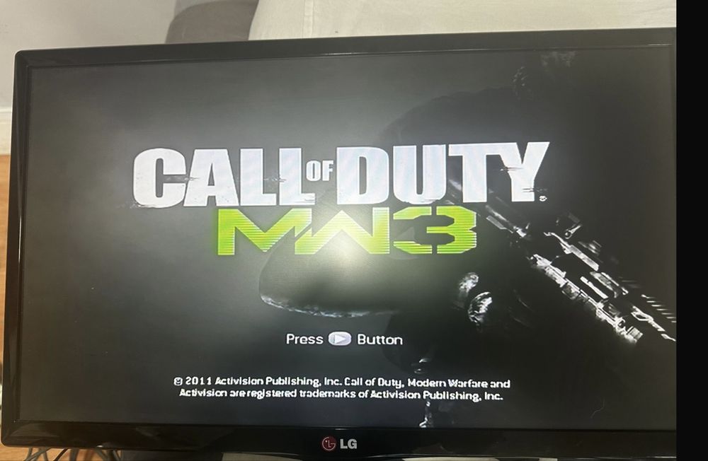 XBOX 360 Com os assessorios TODOS mais 3 jogos!!