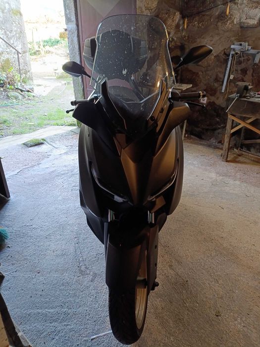 Xmax 300 tech max 2021