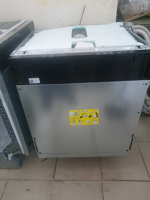 Maquina de lavar louça AEG ENCASTRE NOVO