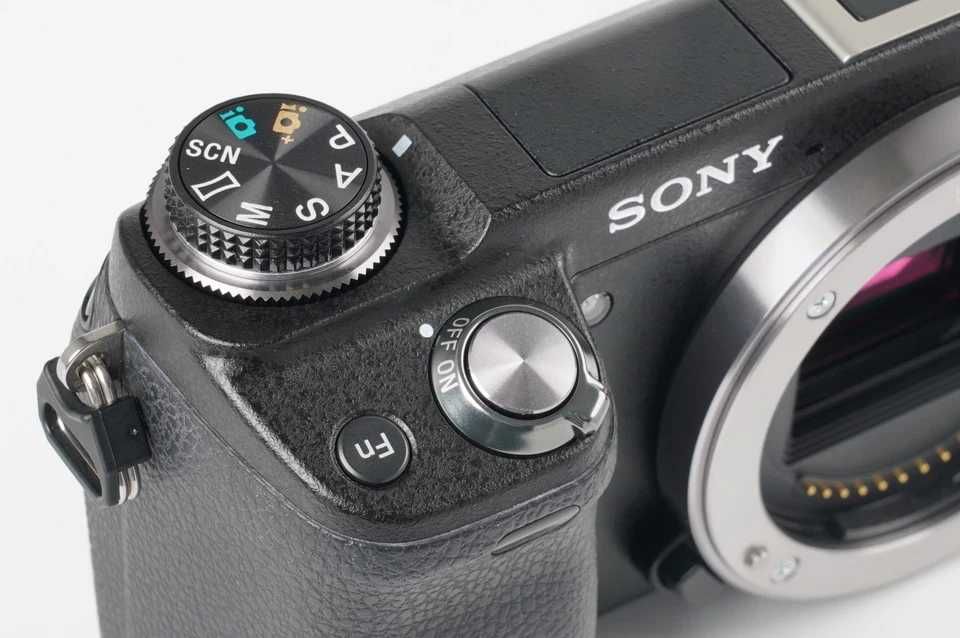 Sony Alpha NEX-6 Digital -CORPO- ( Mirrorless) E-Mount c/ Wi-Fi -300e ( valor fixo)