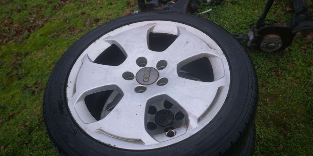 Felgi aluminiowe audi A3 8p 5x112 17" komplet bez opon 8p0601025c