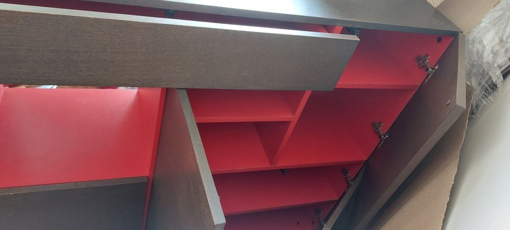 BAIXA DE PREÇO!!! Aparador em Wengue