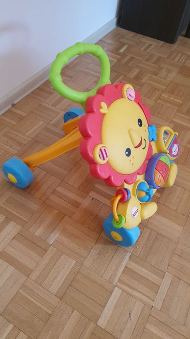 Pchacz zabawka pomoc nauki chodzenia