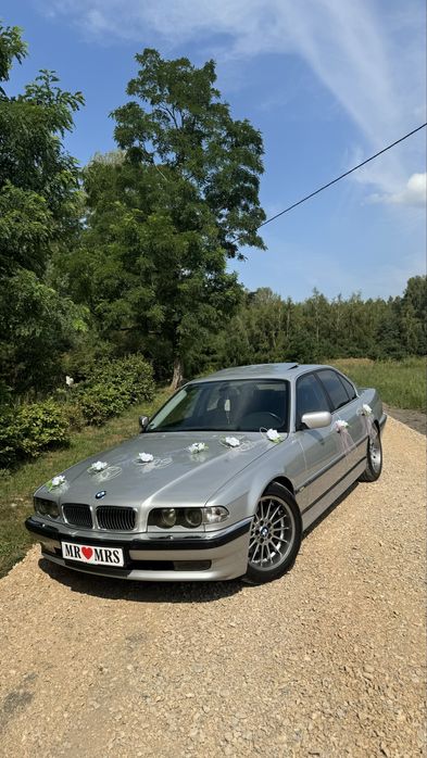 Auto do ślubu Mercedes GLE, E-klasa, BMW E38