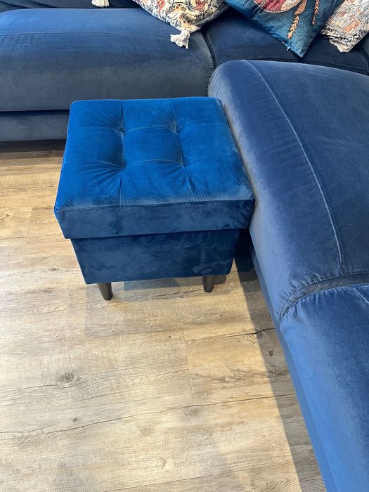 Pufa z otwieranym schowkiem