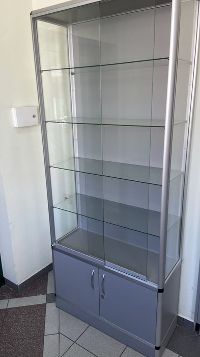Gablota Ekspozycyjna – 200 x 85 x 35 cm