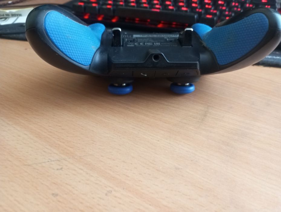 Геймпад Razer Raiju USB для PS4/ПК - Идеальное решение для геймеров!